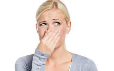 [Giải đáp] Vùng kín có mùi hôi khắm là bị gì & cách chữa hiệu quả